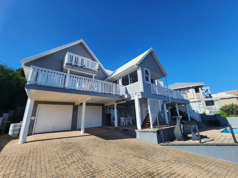 6 Bedroom Property for Sale in Herolds Bay Western Cape